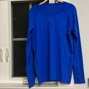 Size 12 blue long sleeve Lululemon shirt